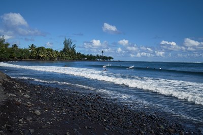 Les plages de sable noir de Tahiti