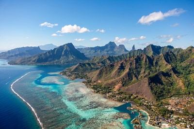Moorea et son d�cor spectaculaire entre terre et lagon