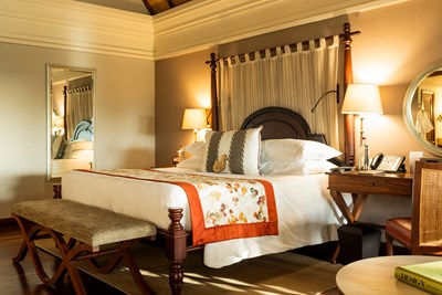 La chambre de la Junior suite front de mer