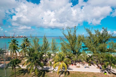 Courtyard by Marriott Nassau Downtown