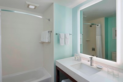 Courtyard by Marriott Nassau Downtown