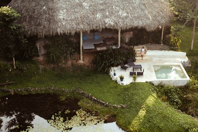 Un �colodge nich� au c�ur de la jungle