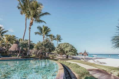 D�connectez au bord de sa piscine face � la mer