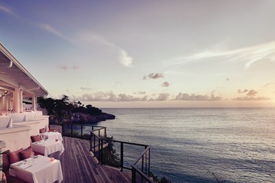 Coucher de soleil depuis L'Oursin, le restaurant gastronomique