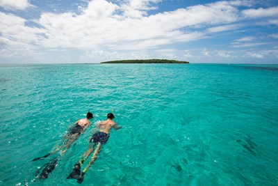 Explorez le lagon cristallin