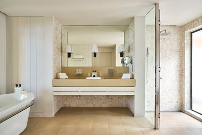 Salle de bain de la Beach Front Villa