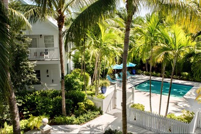 Tranquility Bay Beachfront Hotel