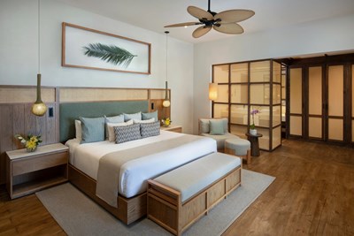 Junior Suite Oceanfront Deluxe