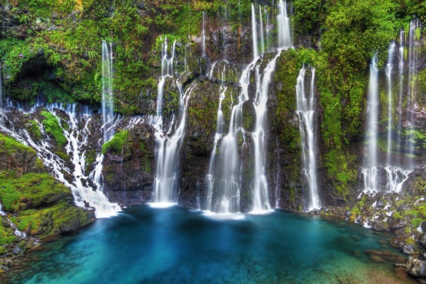 cascade grand galet à la réunion